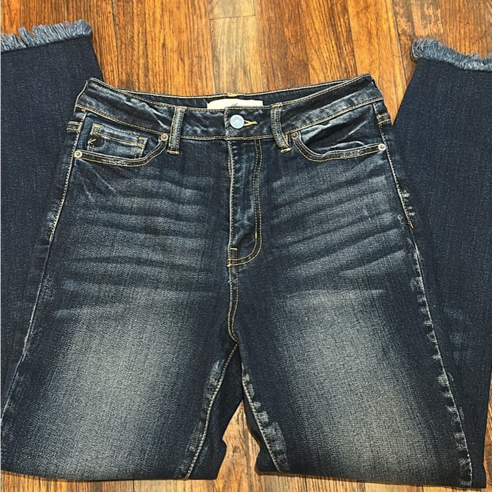 Women’s jeans size 7 /27 “ waist dark wash